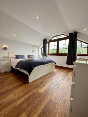 2 Sheraton Apartments Fort William